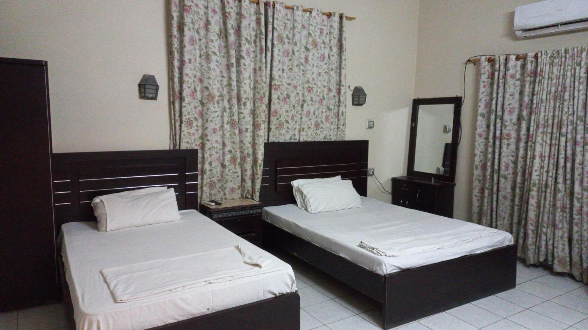 Al Rehman Guest Hous Hotel Hyderabad Værelse billede